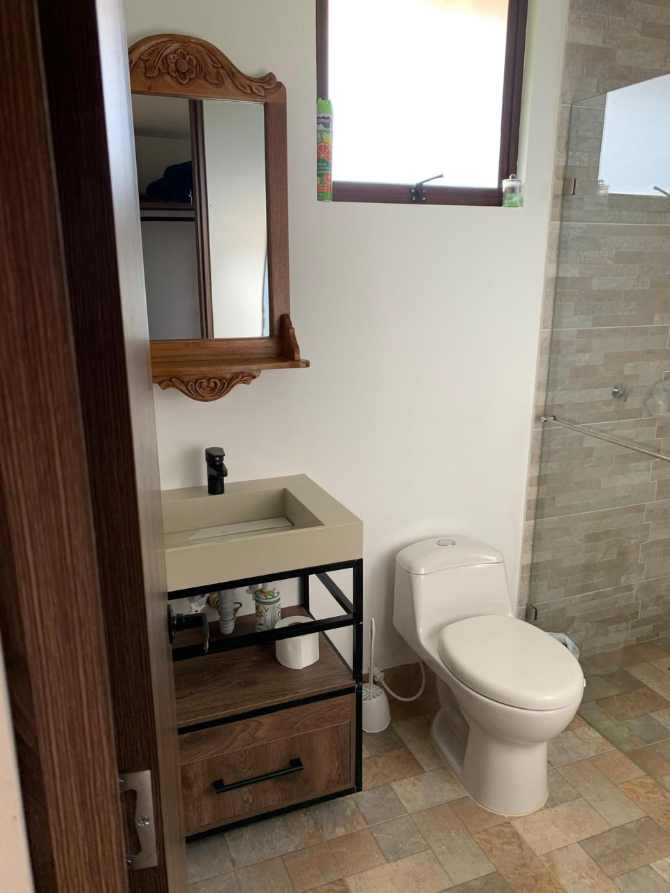 WhatsApp Image 2024-10-17 at 11.58.31 AM (1)