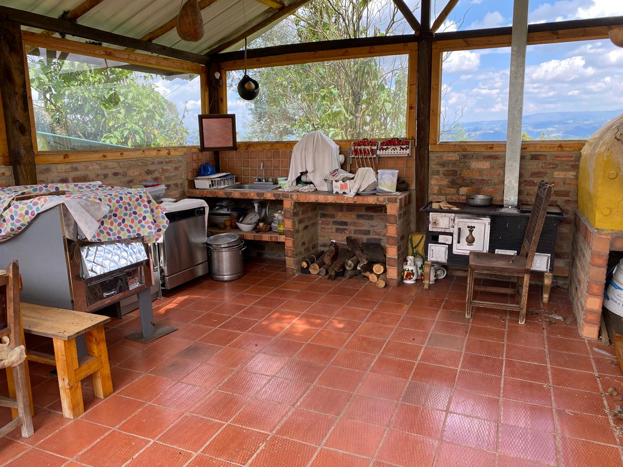 0e2d391d-f55a-4896-bc86-b2c2931ad233