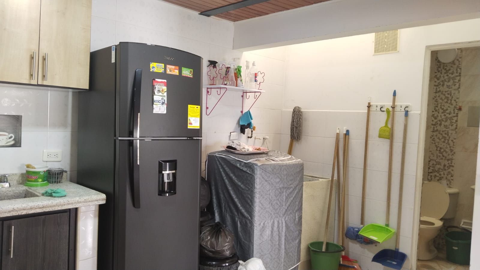 9bf943fb-dc38-4d3d-bcd1-d42ef518e1ad