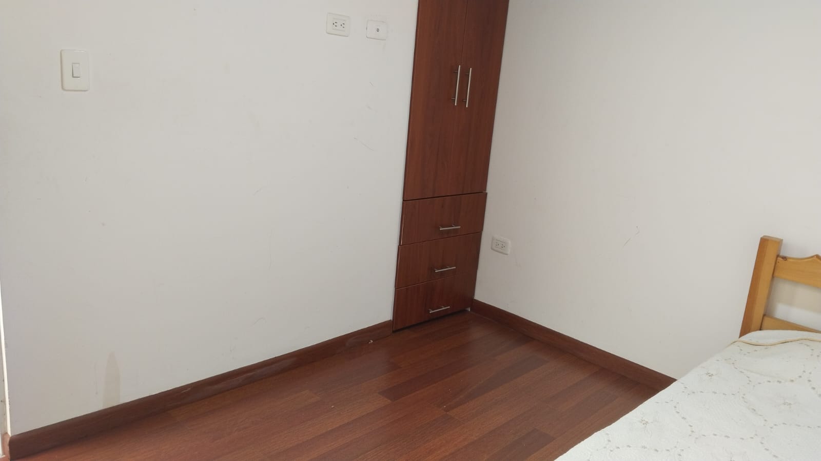 e9212c78-0c6f-4739-81b7-ffefea0d58a8