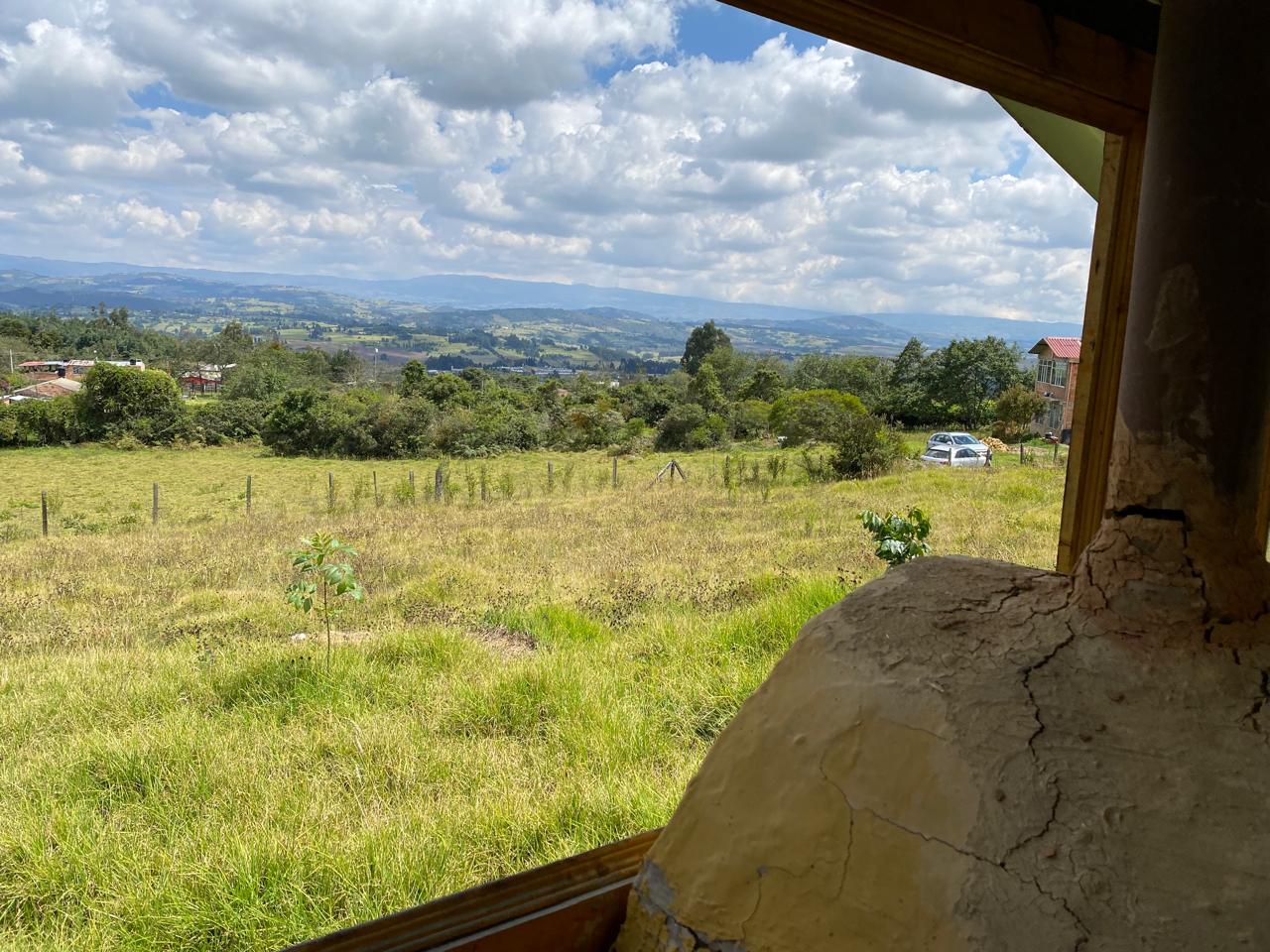 f46b9098-6903-499f-8f52-3441e612f2ee