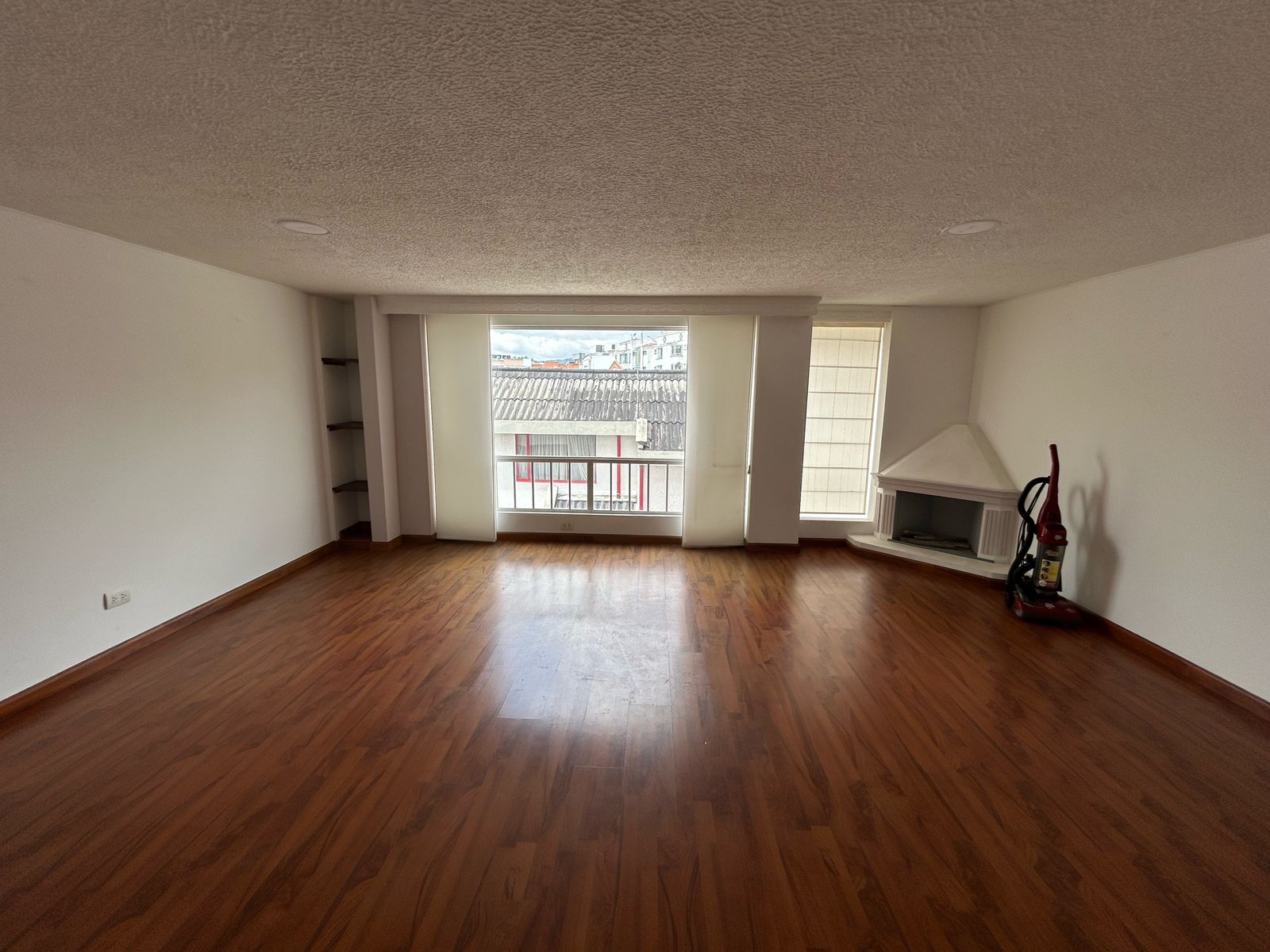 WhatsApp Image 2025-03-07 at 11.54.51 AM (7)