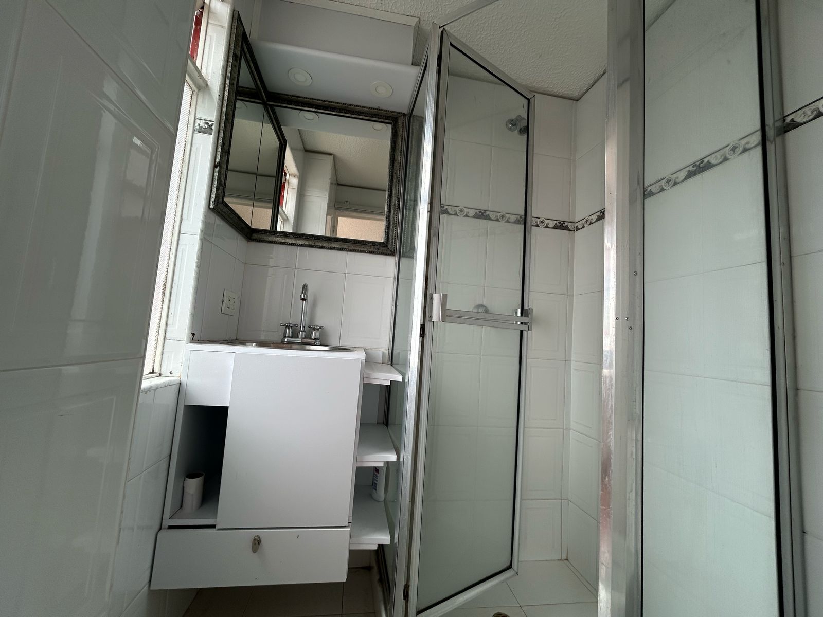 WhatsApp Image 2025-03-07 at 11.54.52 AM (2)