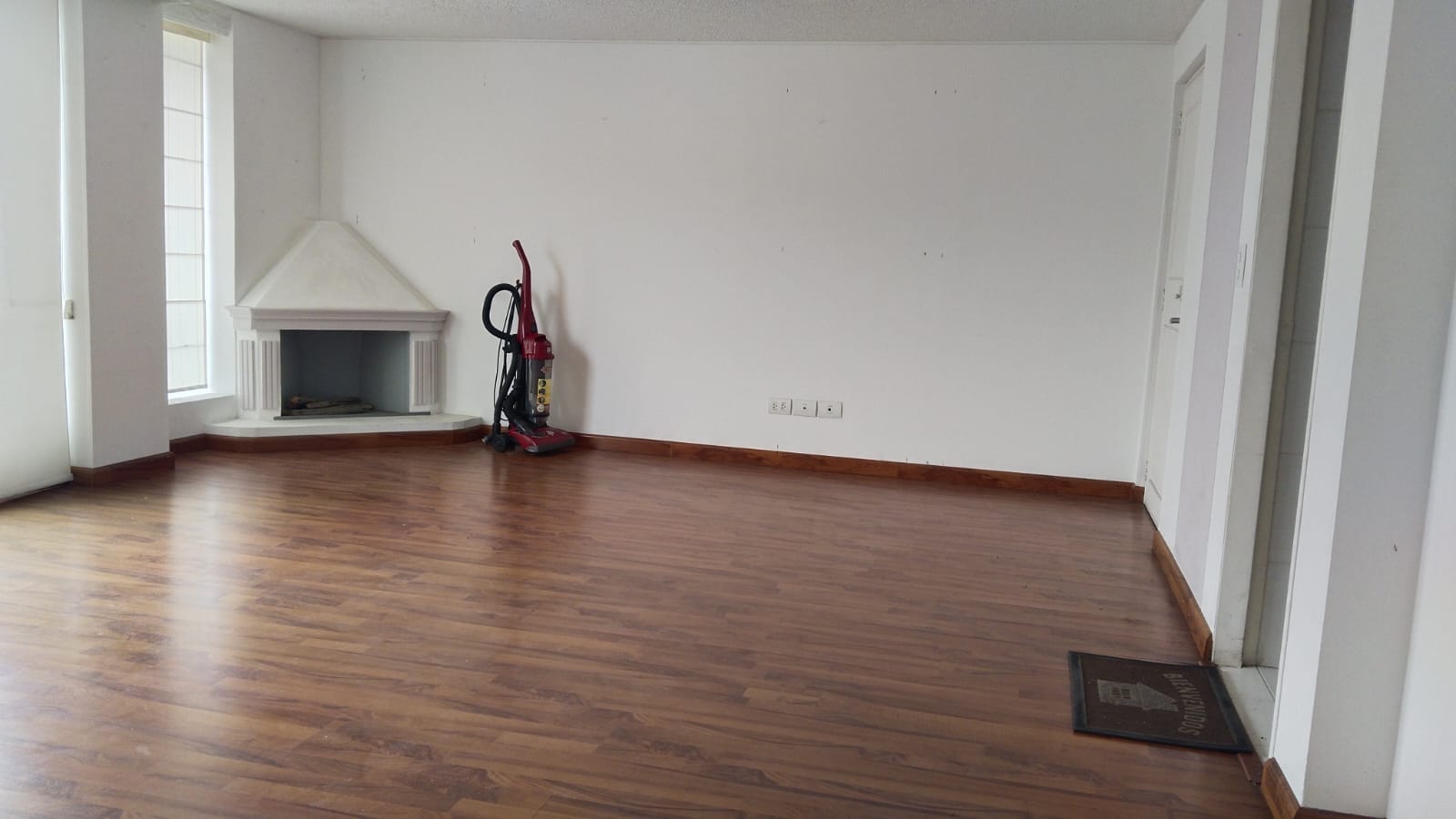 WhatsApp Image 2025-03-07 at 5.07.05 PM