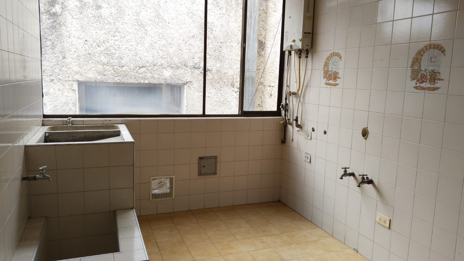 WhatsApp Image 2025-03-14 at 5.22.13 PM (2)