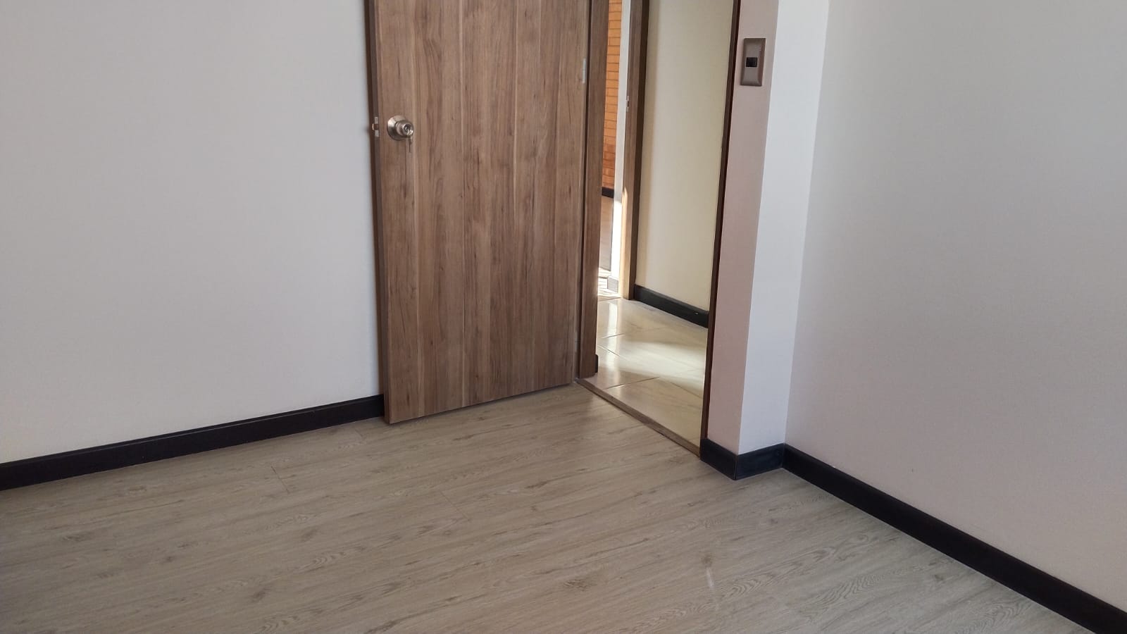 WhatsApp Image 2025-03-18 at 11.47.34 AM (1)