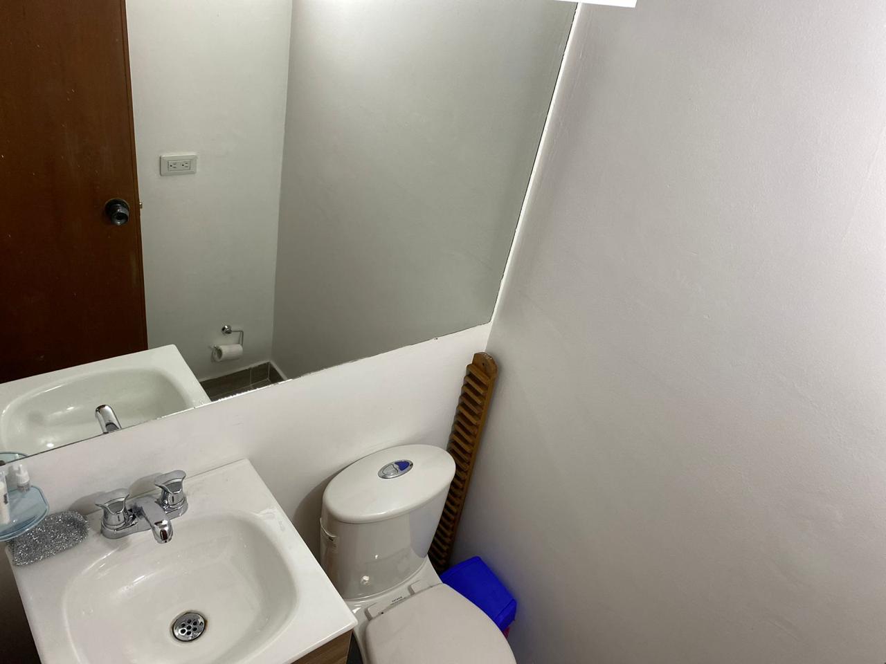 9a417d8e-a4ff-4453-99c8-a193c14e4133