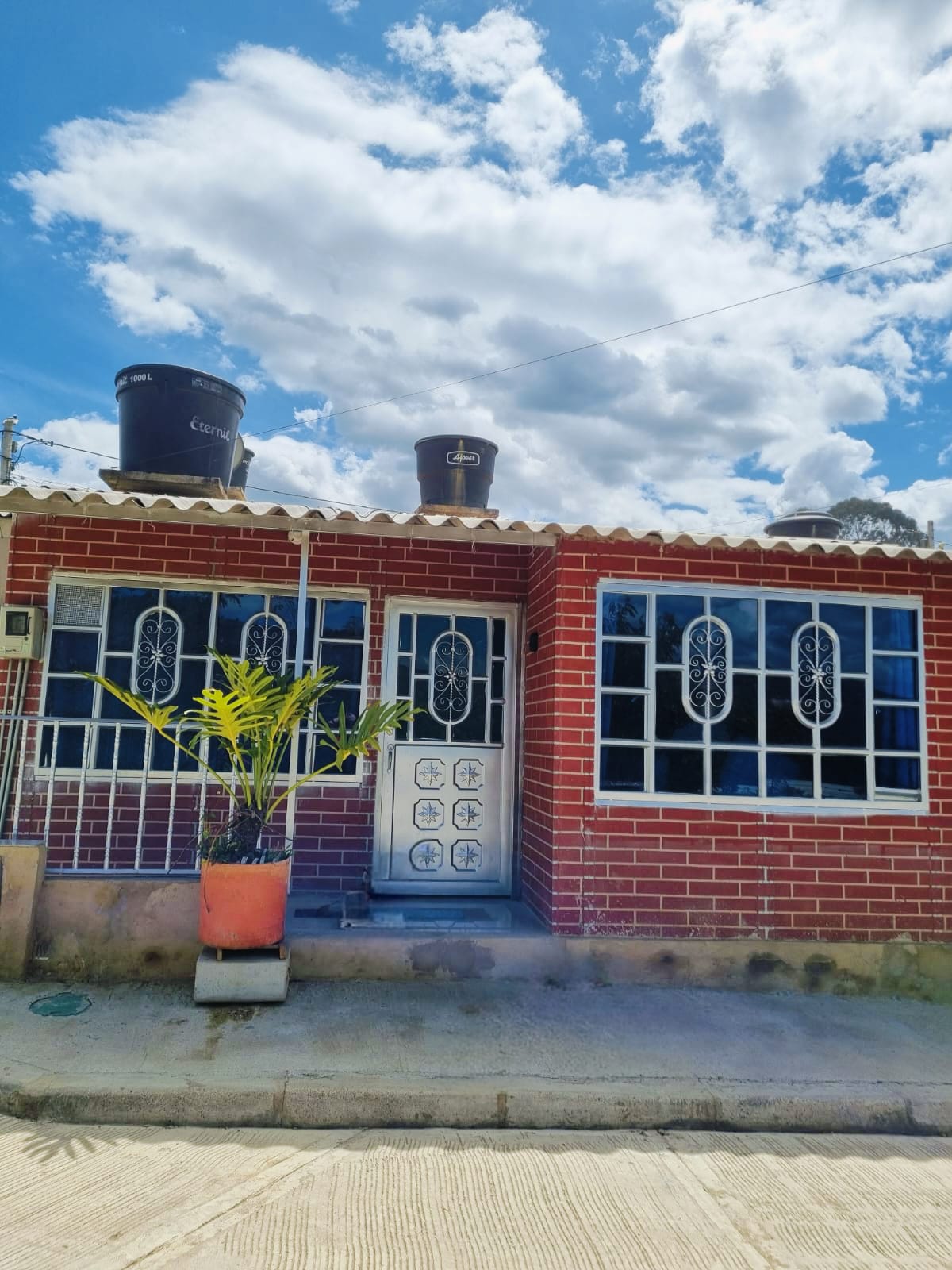 Casa esquinera en Tinjacá, Boyacá.