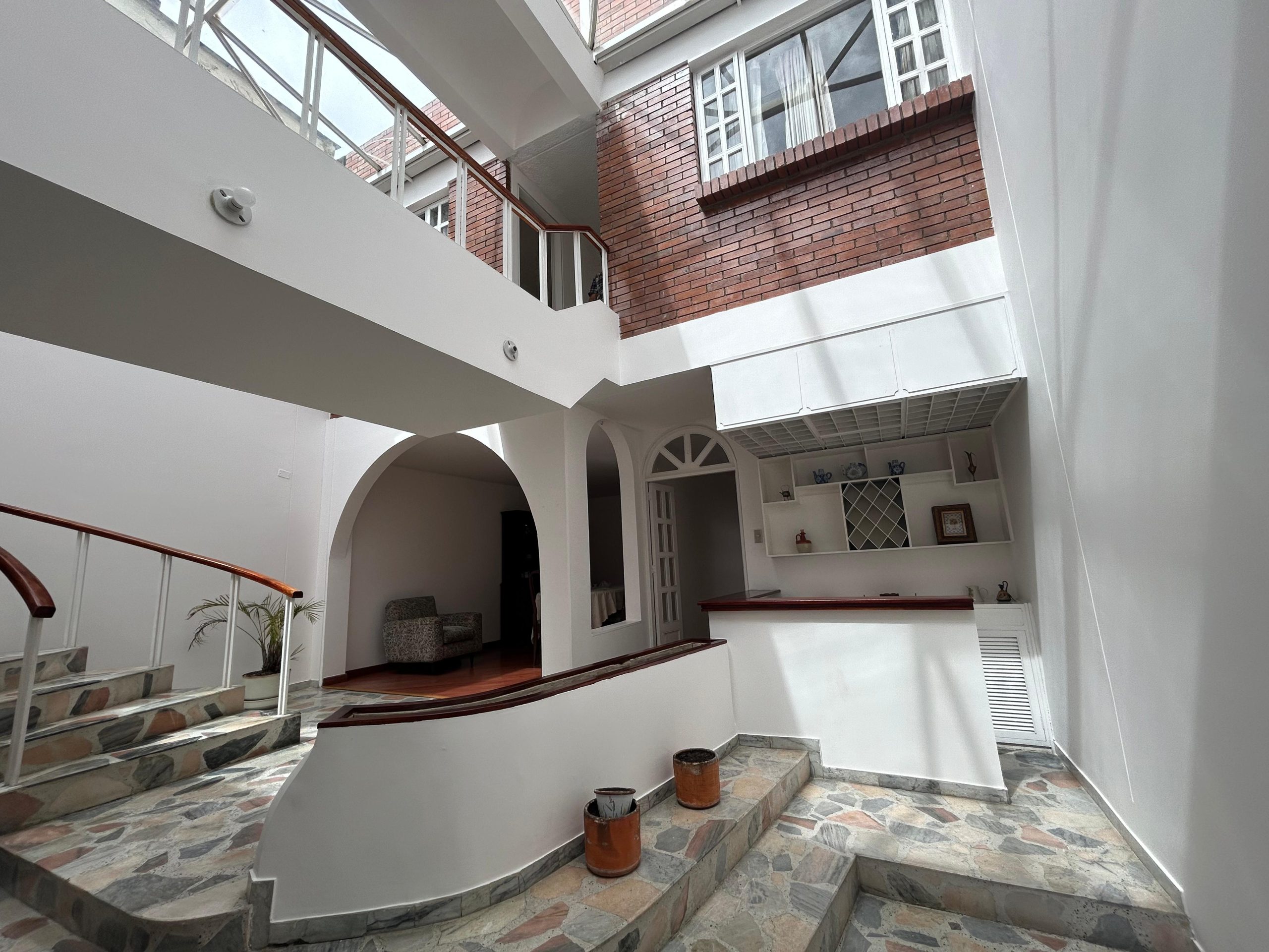 0ac1f096-007d-456e-a79d-44f30a0a2552