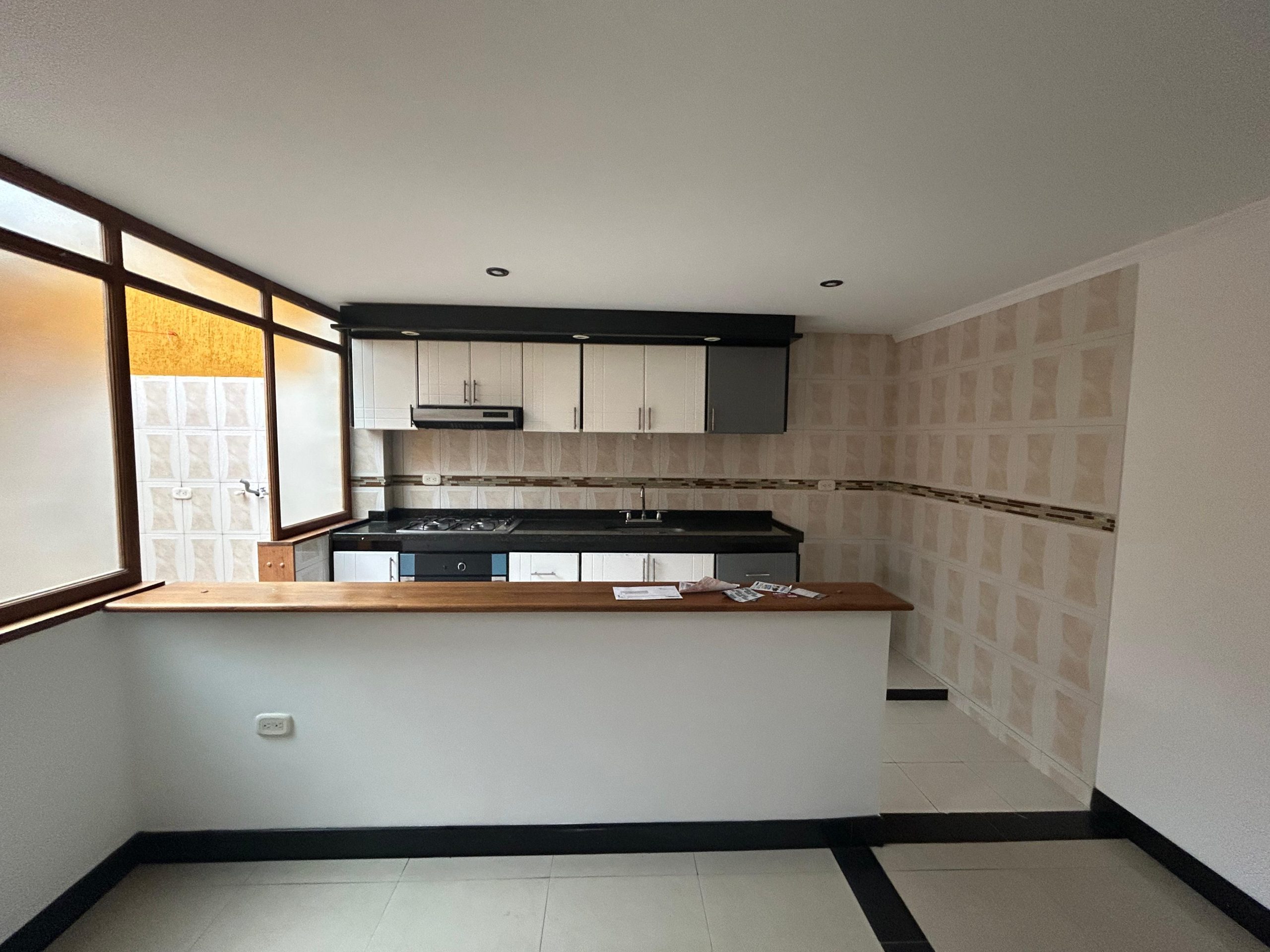 765c6bae-254a-4534-9b4d-abf51c94f28c