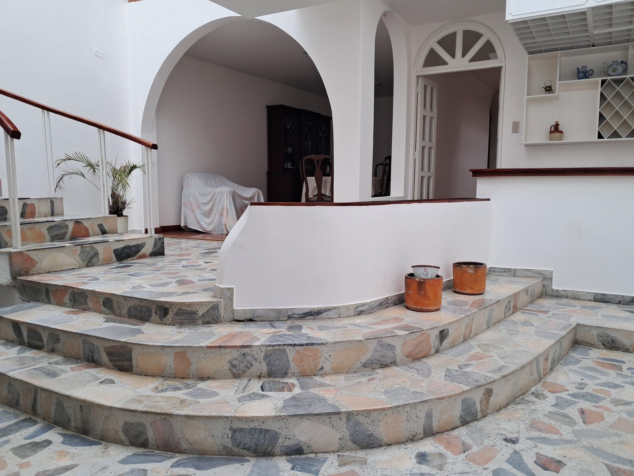 7f705899-12b6-44f6-88c1-7ac320762a14