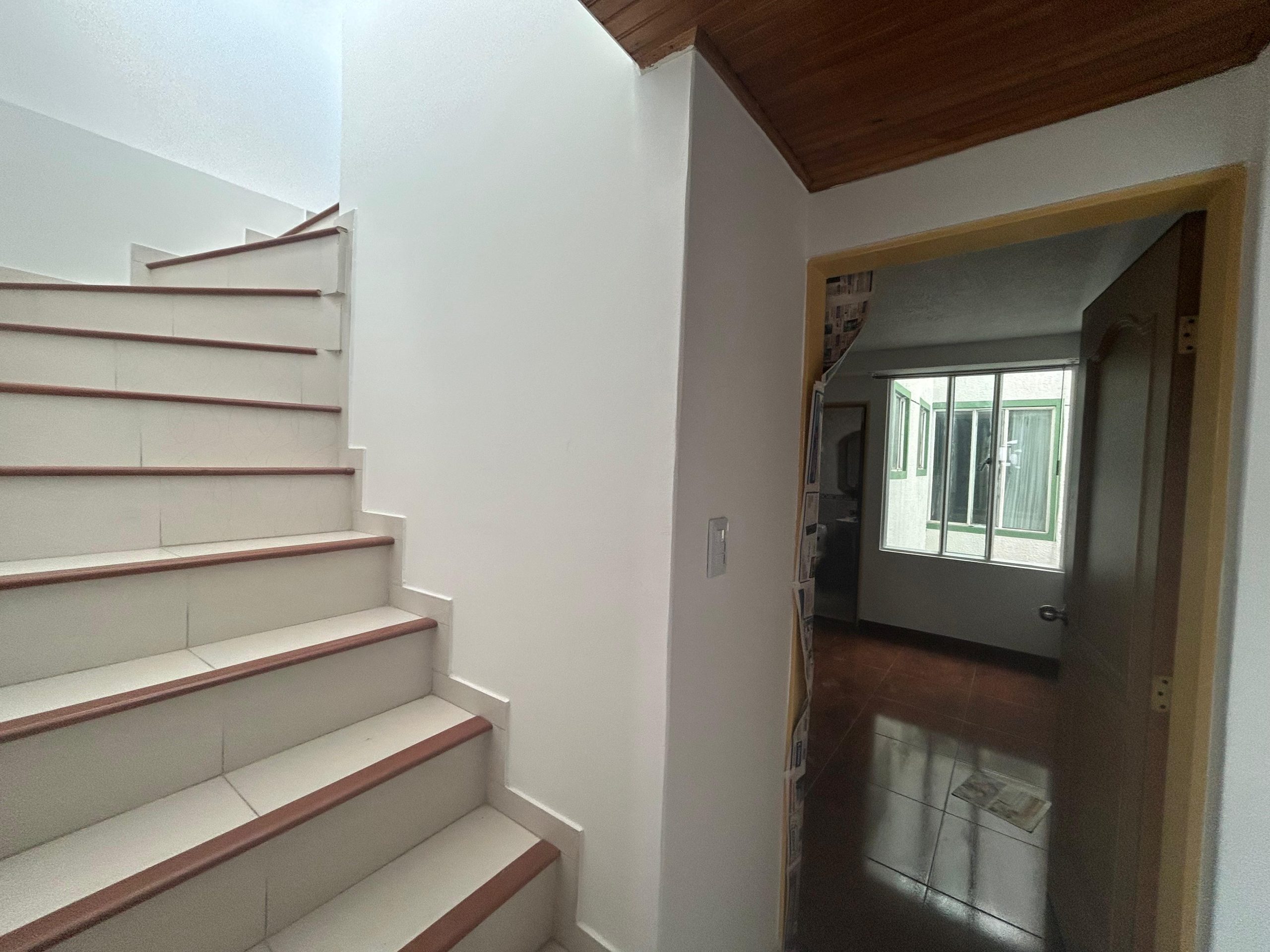 a44da9b3-7d3e-4d64-9bc7-d177918e6a0c