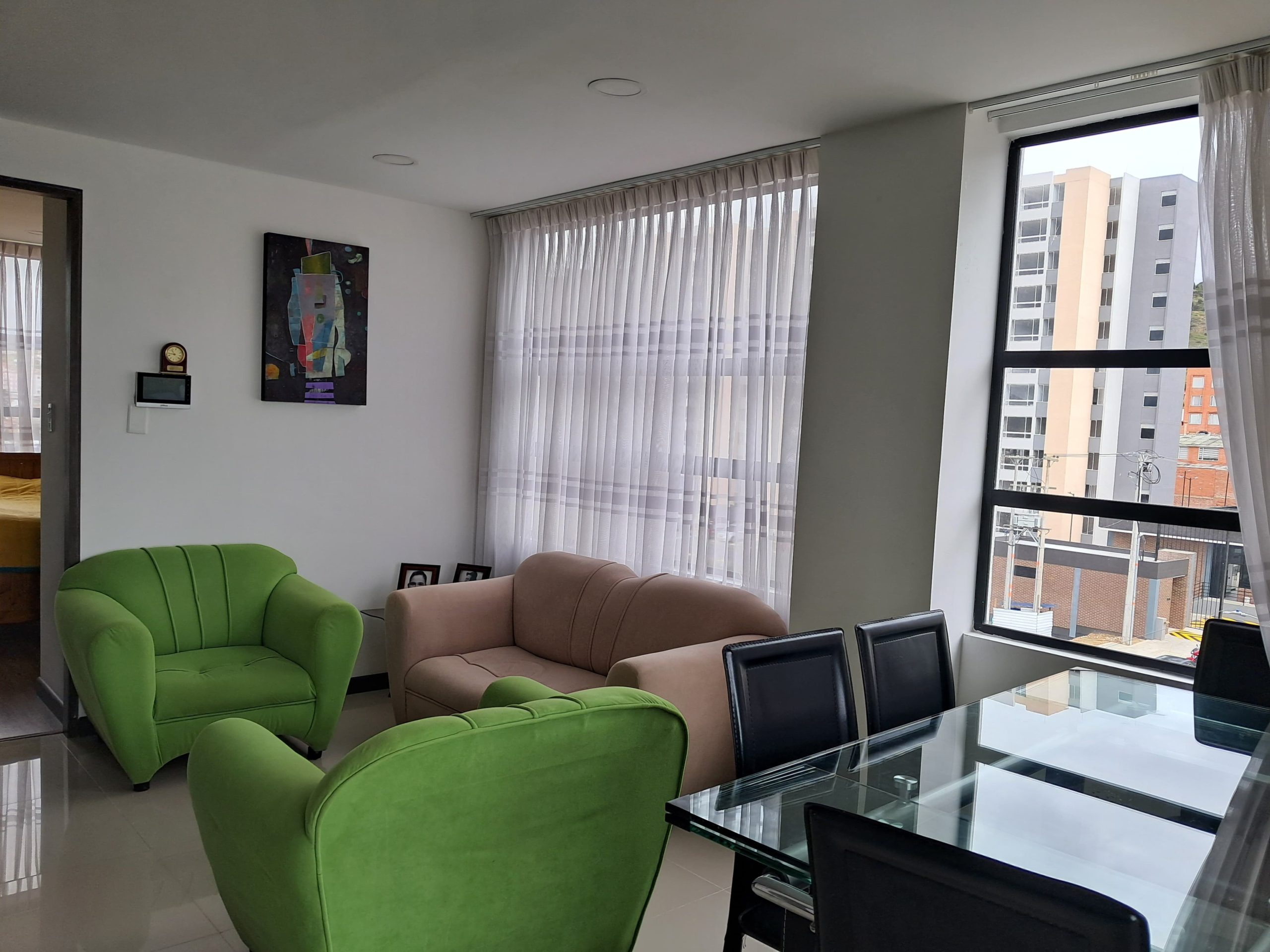 6c3b0093-5c93-4621-8290-3b785d9550a5