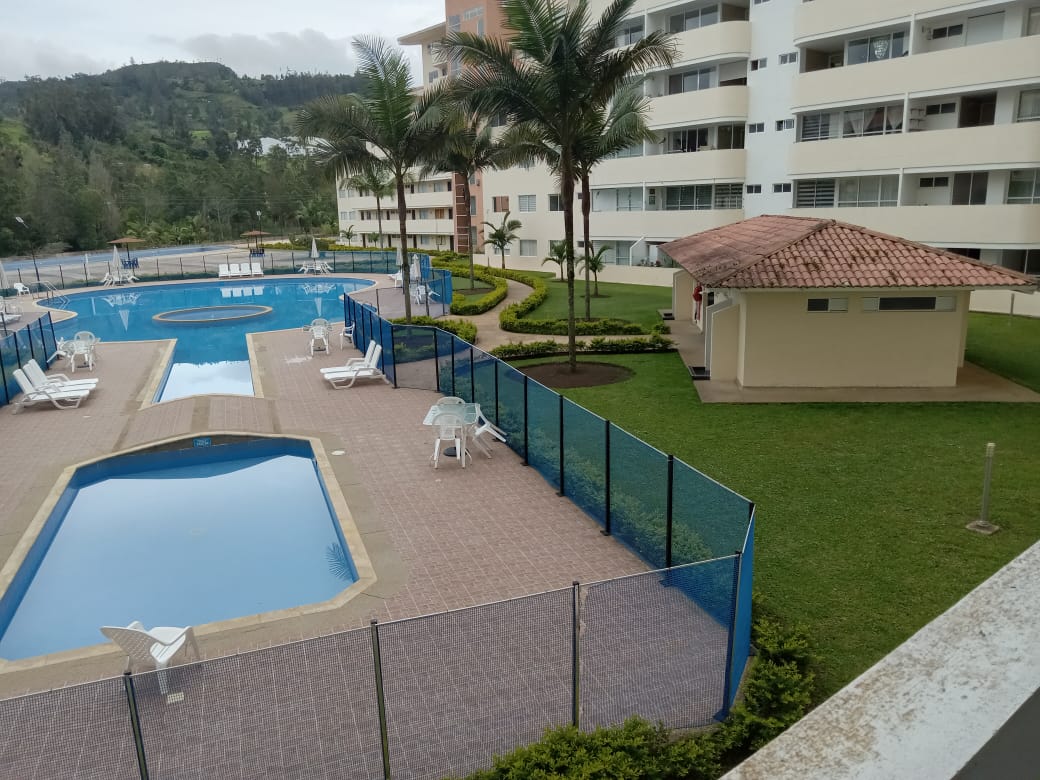 682db3c7-150f-40f0-86a9-9eff87792285