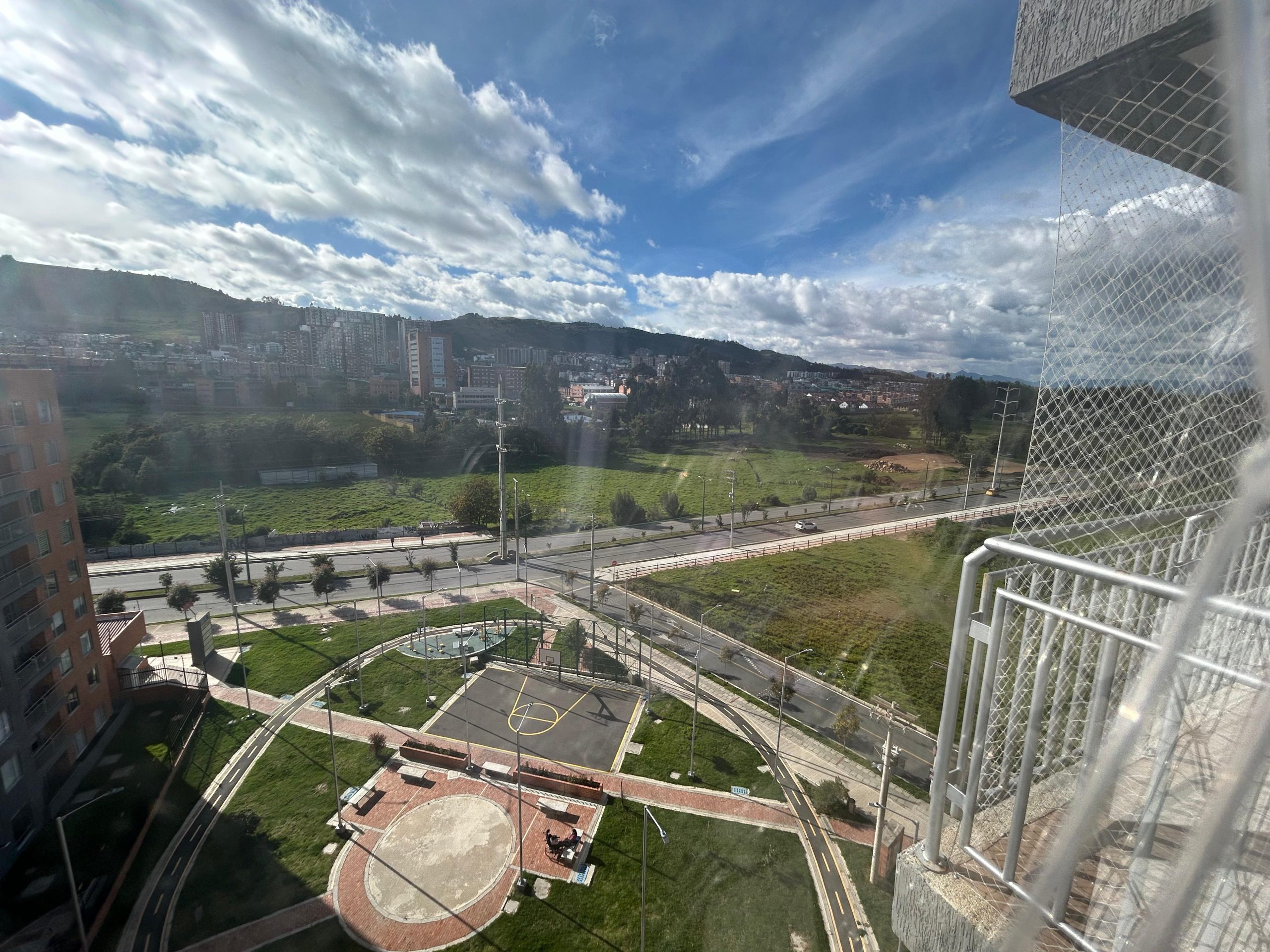 751a0b9a-45b4-4346-b90b-f5ed95e7c49f