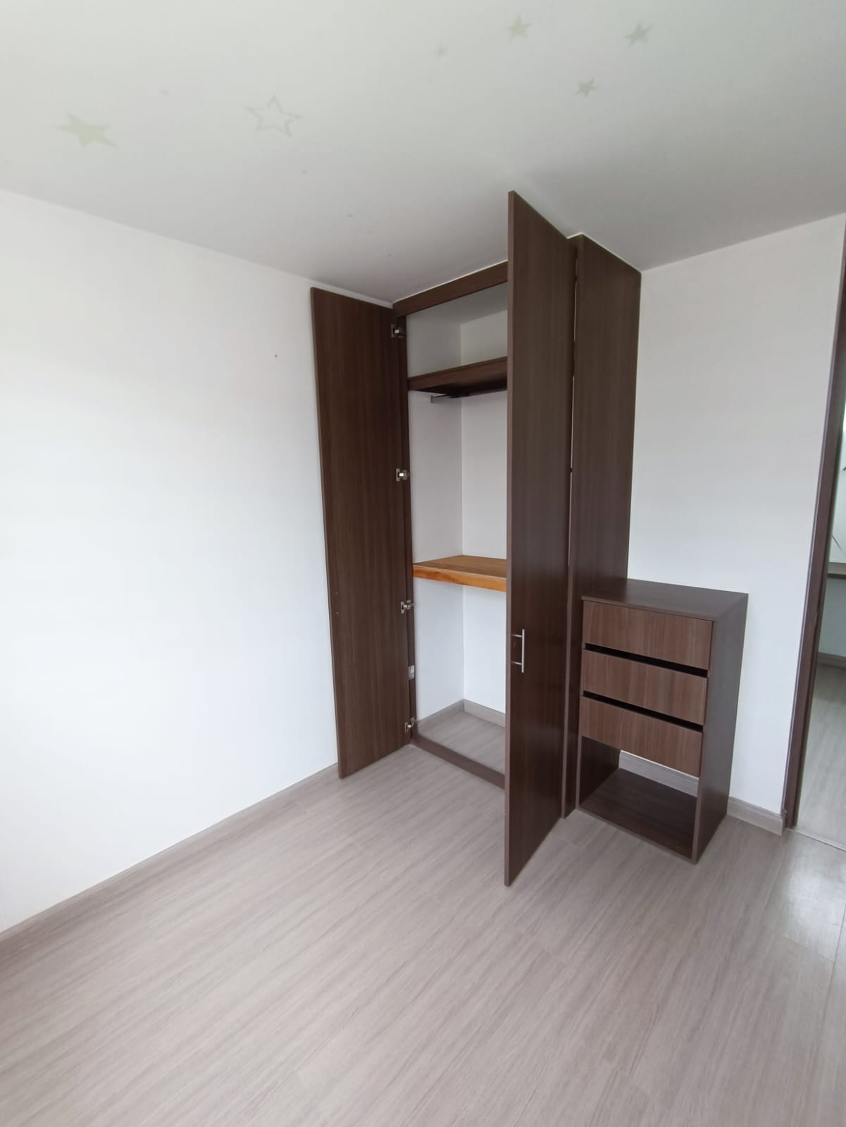 91d433fd-7062-454e-80a5-e1dbfcc6fca8