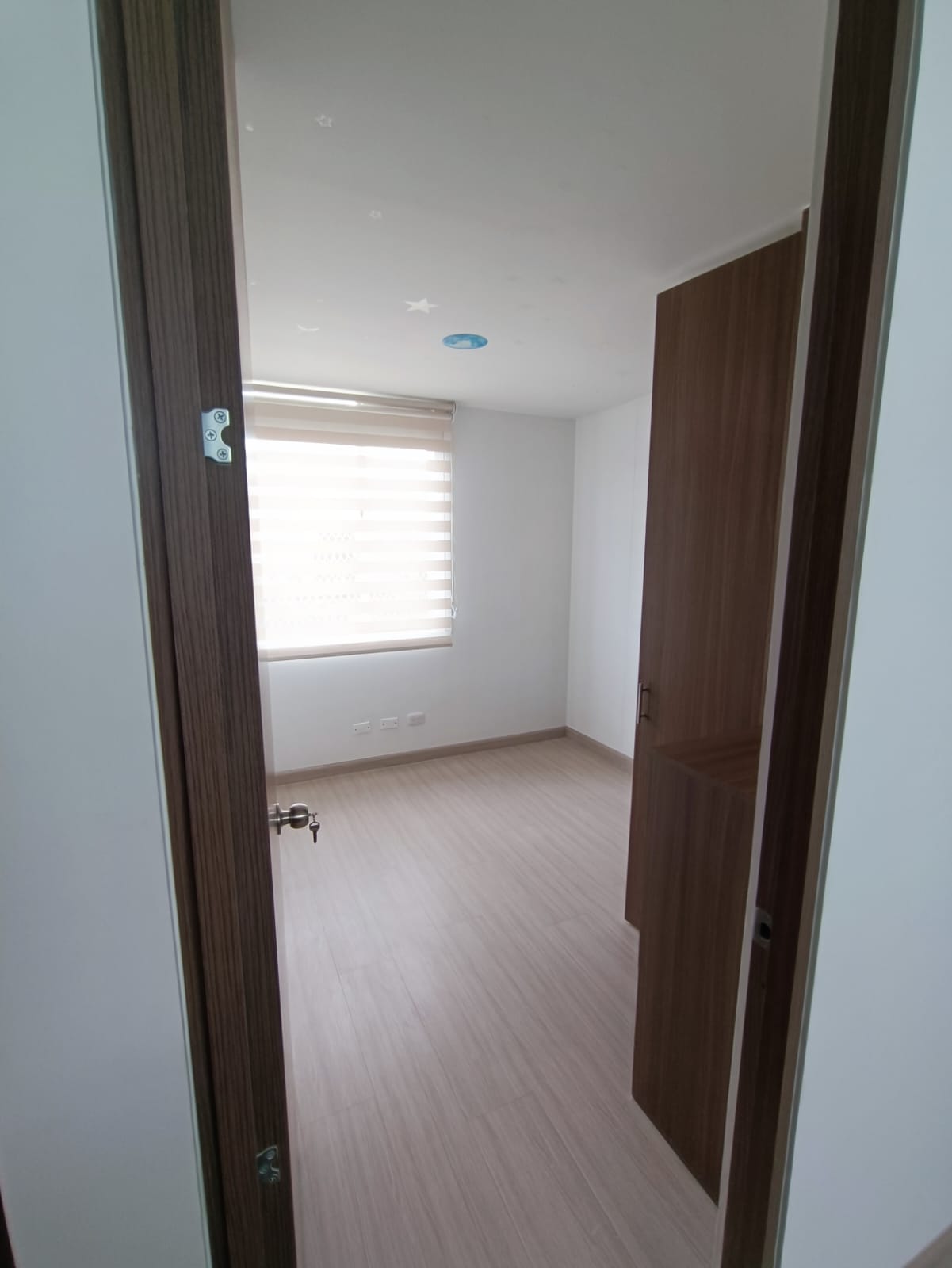 bbf07a4e-16e3-46dd-a3d1-420a418aaebc