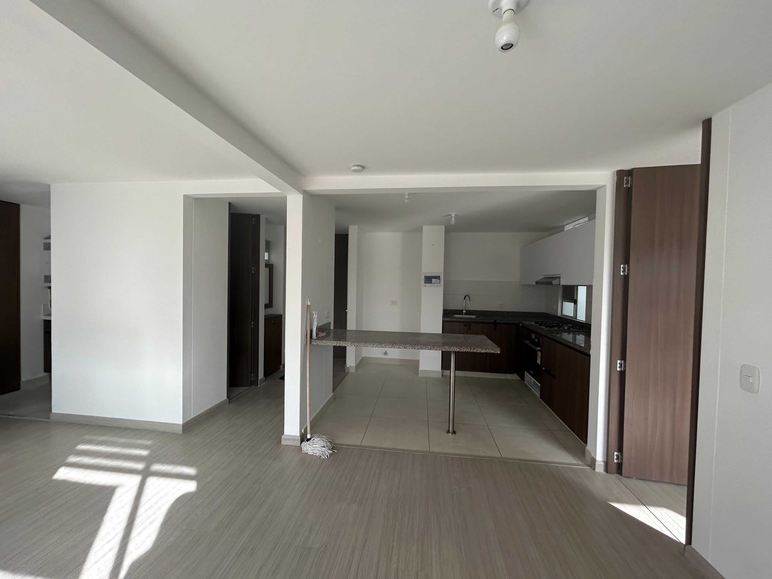 c7d76e8c-c66a-41f7-b539-e32a51b988f6