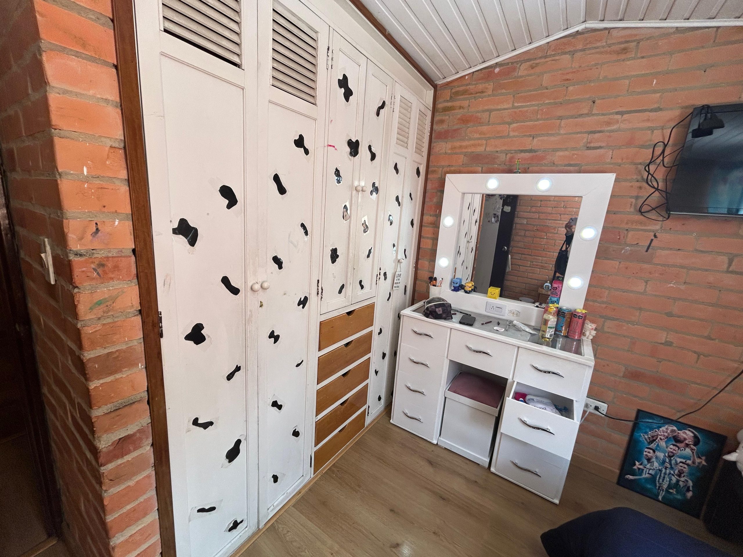 cc6c8581-62d1-462b-a79b-9c3cada153b7