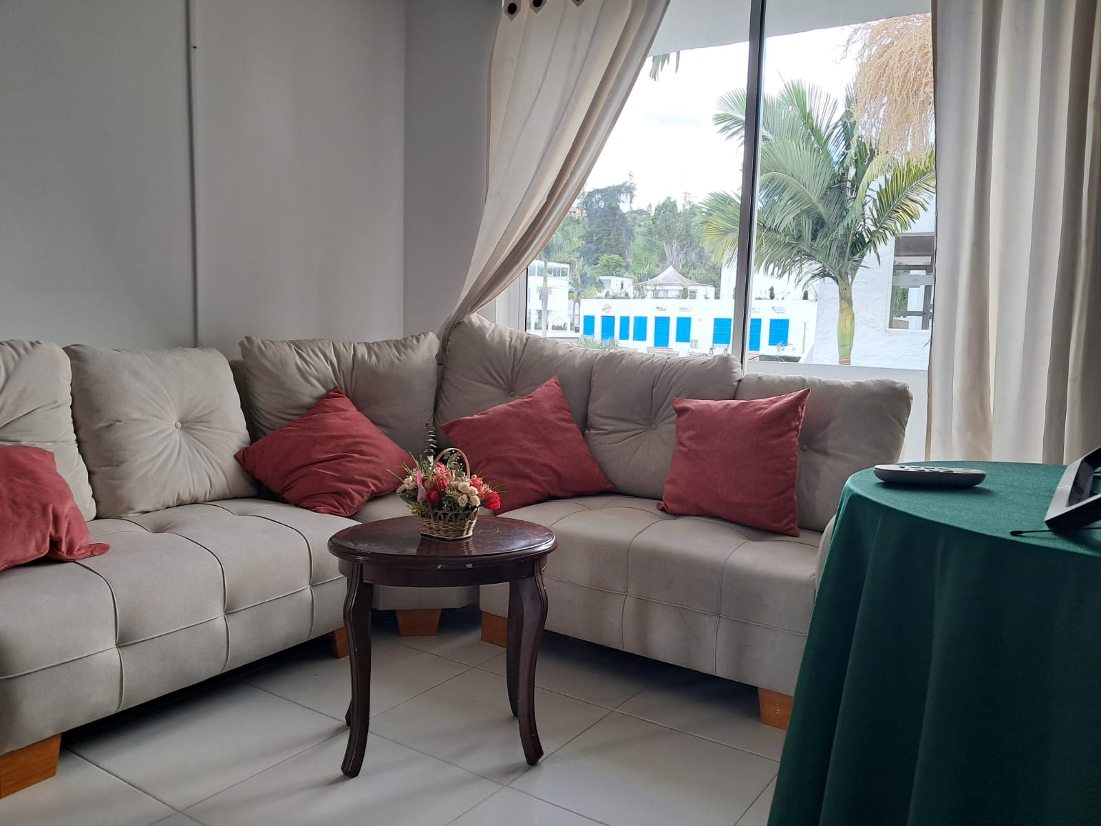 f8027d5b-88e6-4899-b55c-f304a8602291