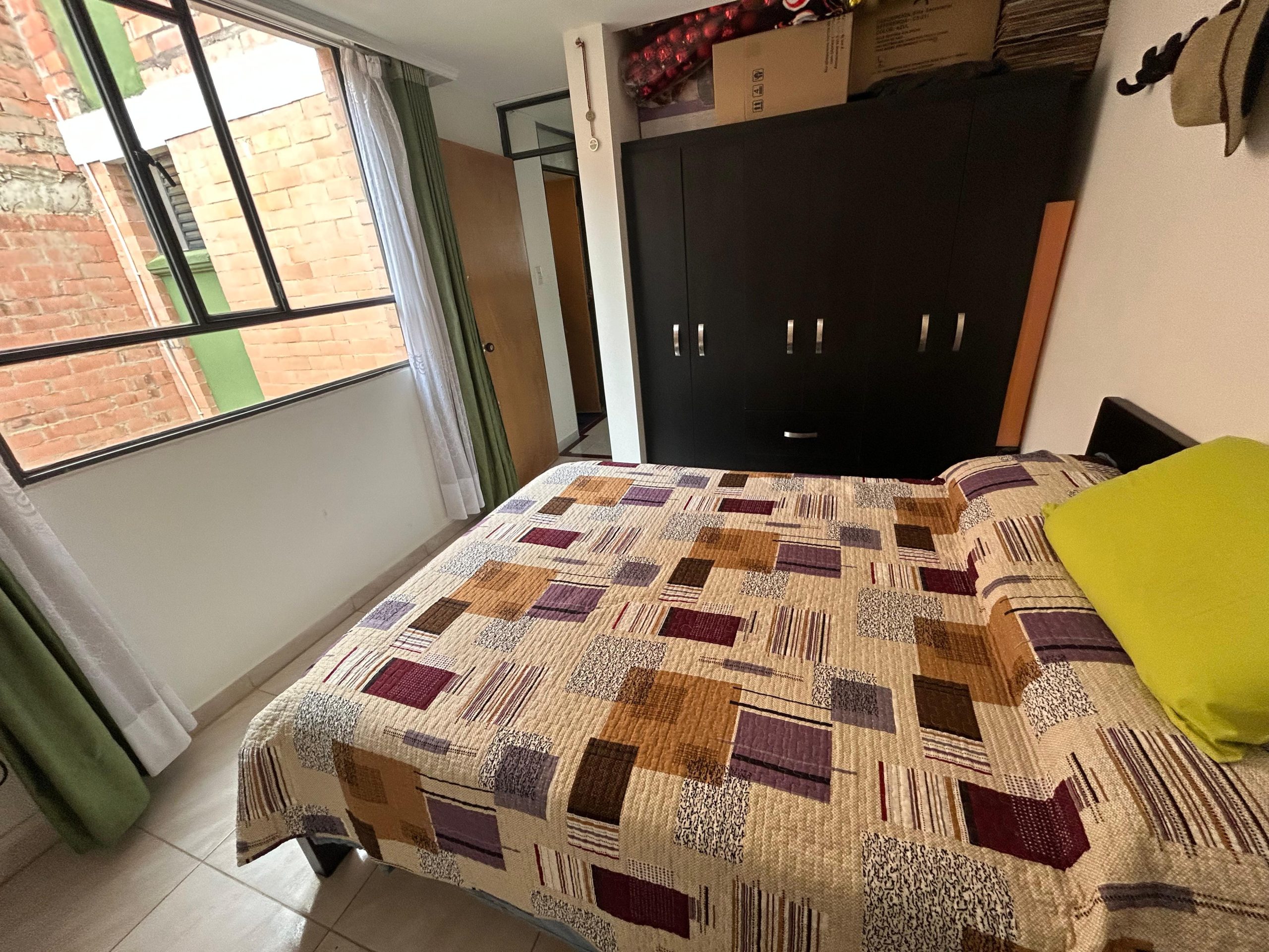 f35f2907-6982-4772-83bf-b77a80a39f62