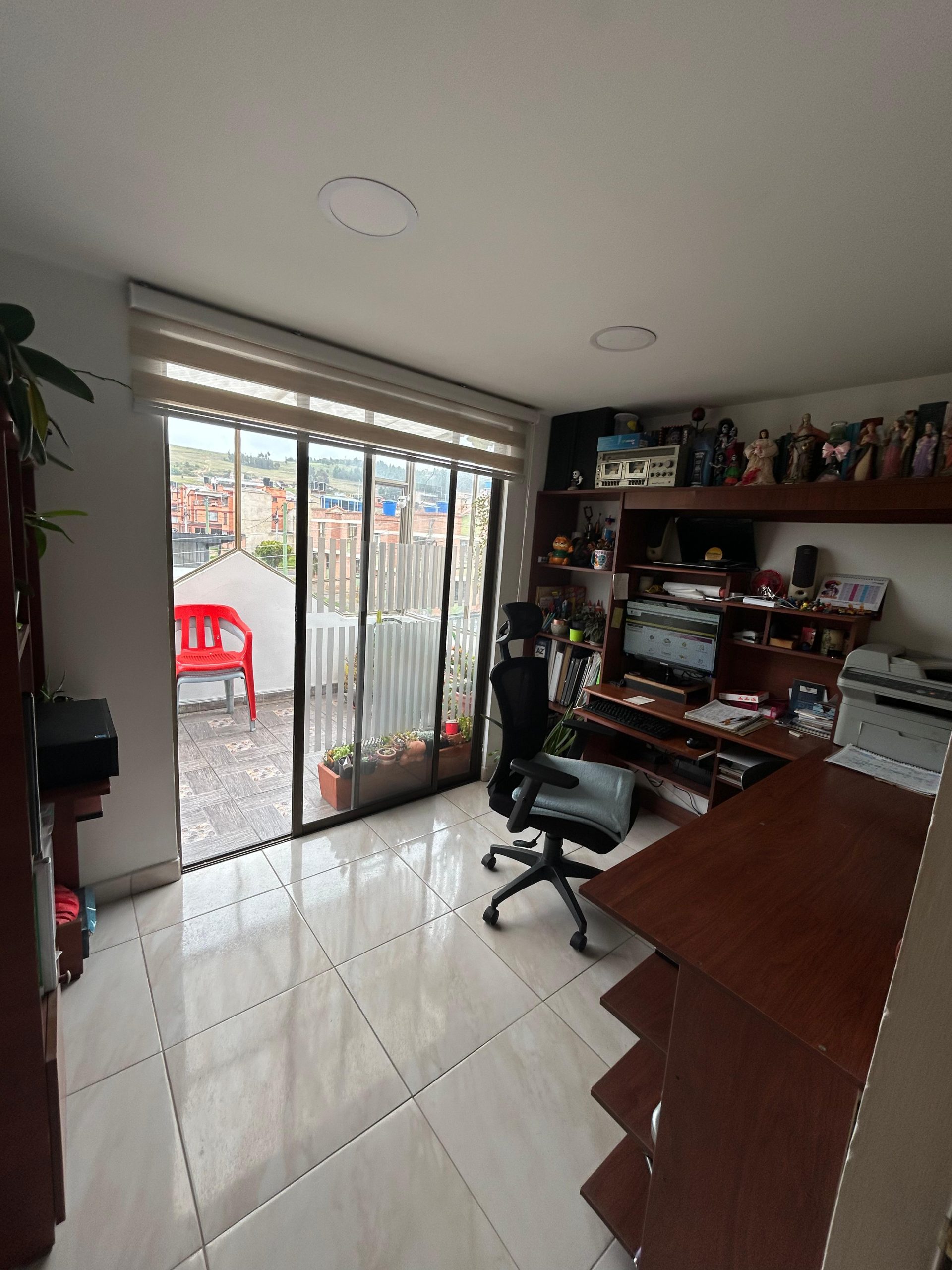 fdafc3a9-626e-4313-a24e-9d6056c8b30c