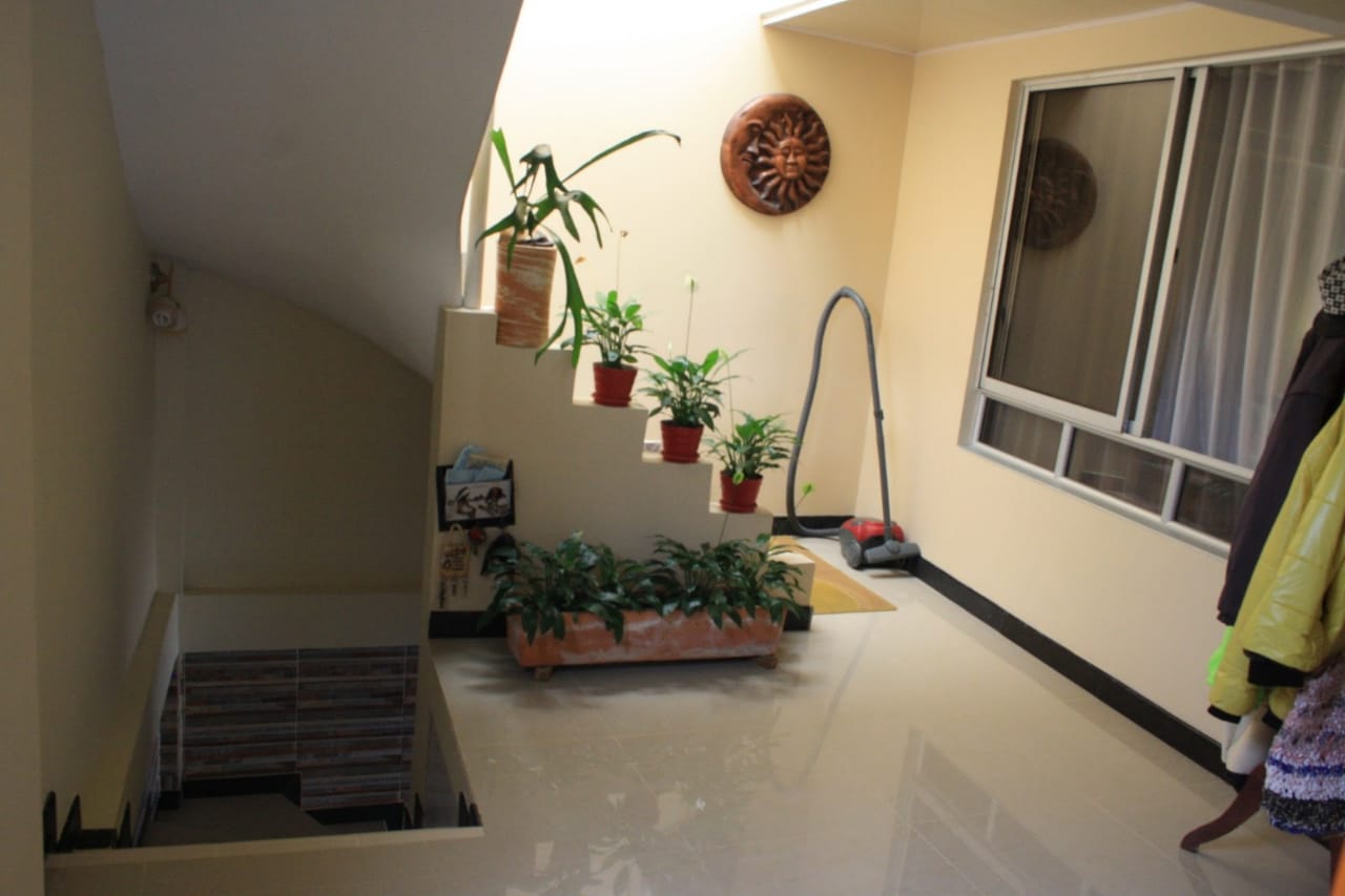 2fc3c4d0-33a2-4b10-af6e-25a8e75a5076