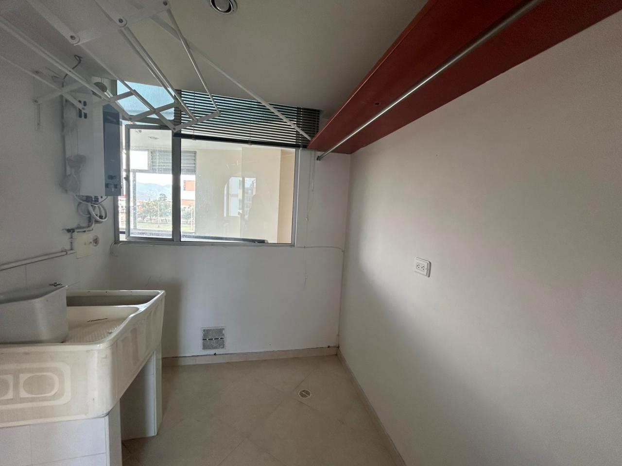 306342d6-1dc5-46c7-ab72-d7b560c23696