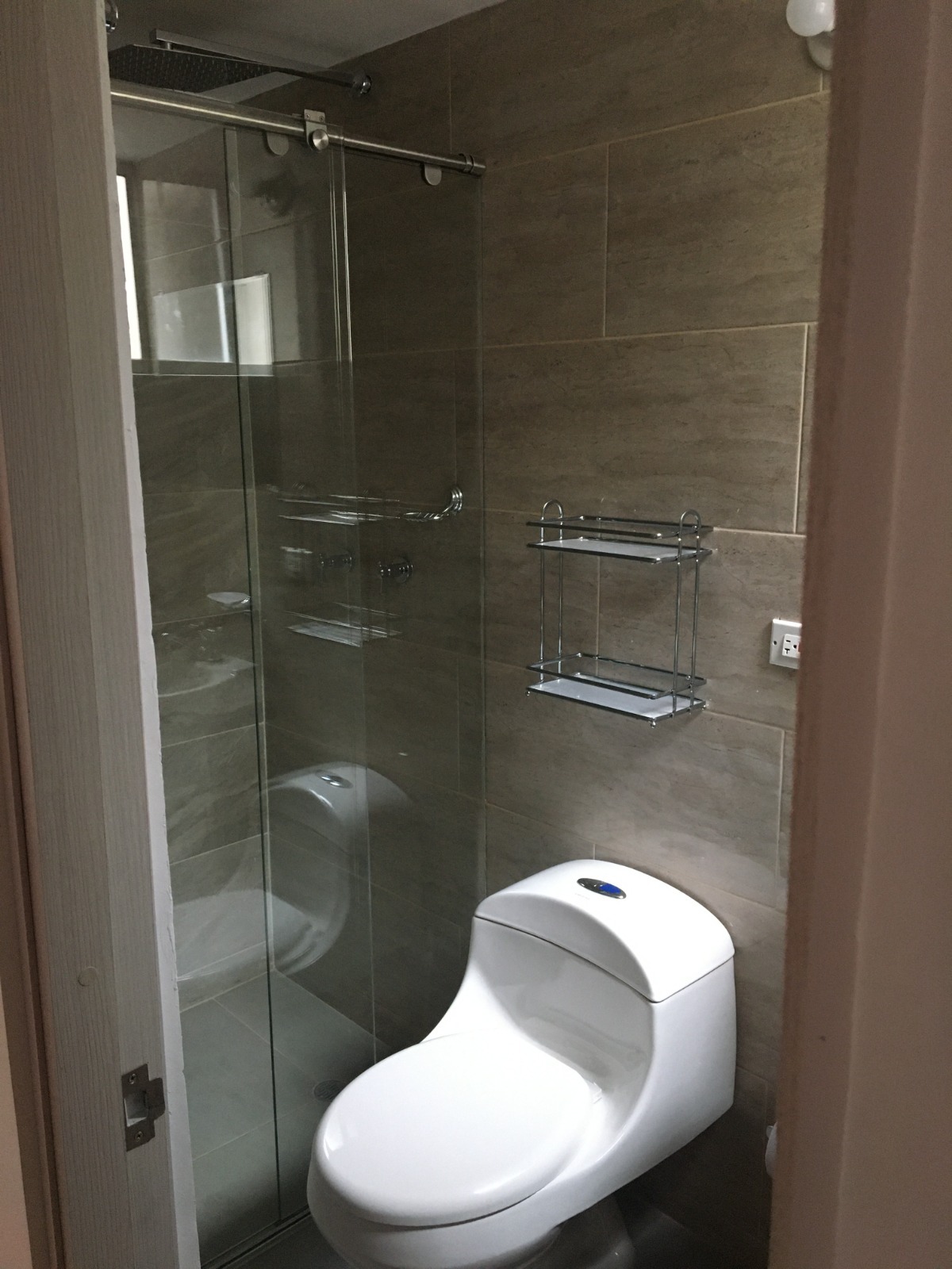 42c2b226-0dc5-47f4-a827-eee95b56b15a