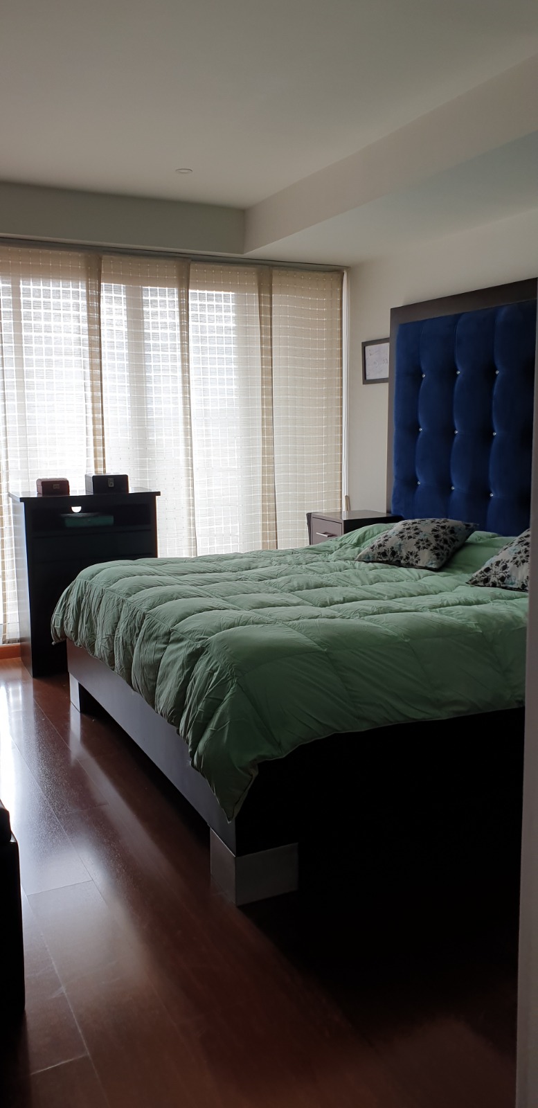 4c34e7f4-0ae8-48c8-a2e4-bf83c2aacd36