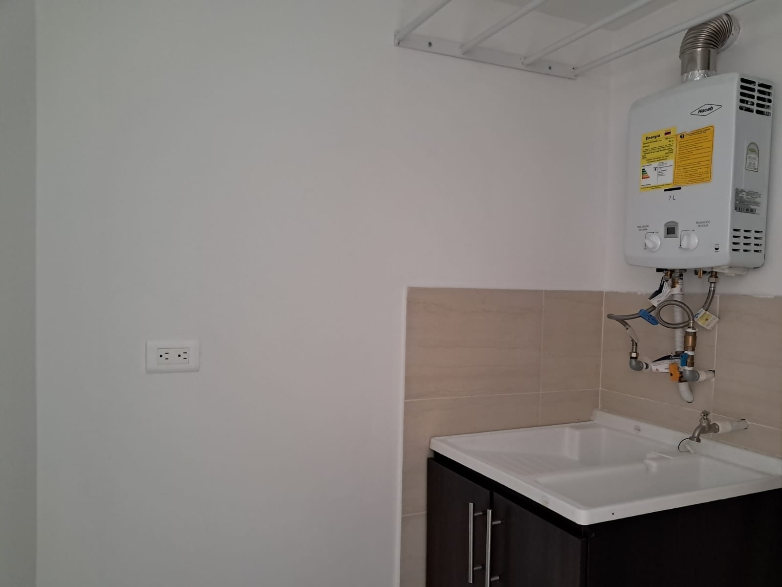 5eb30b32-0b2a-4158-9d13-116e46445ee6