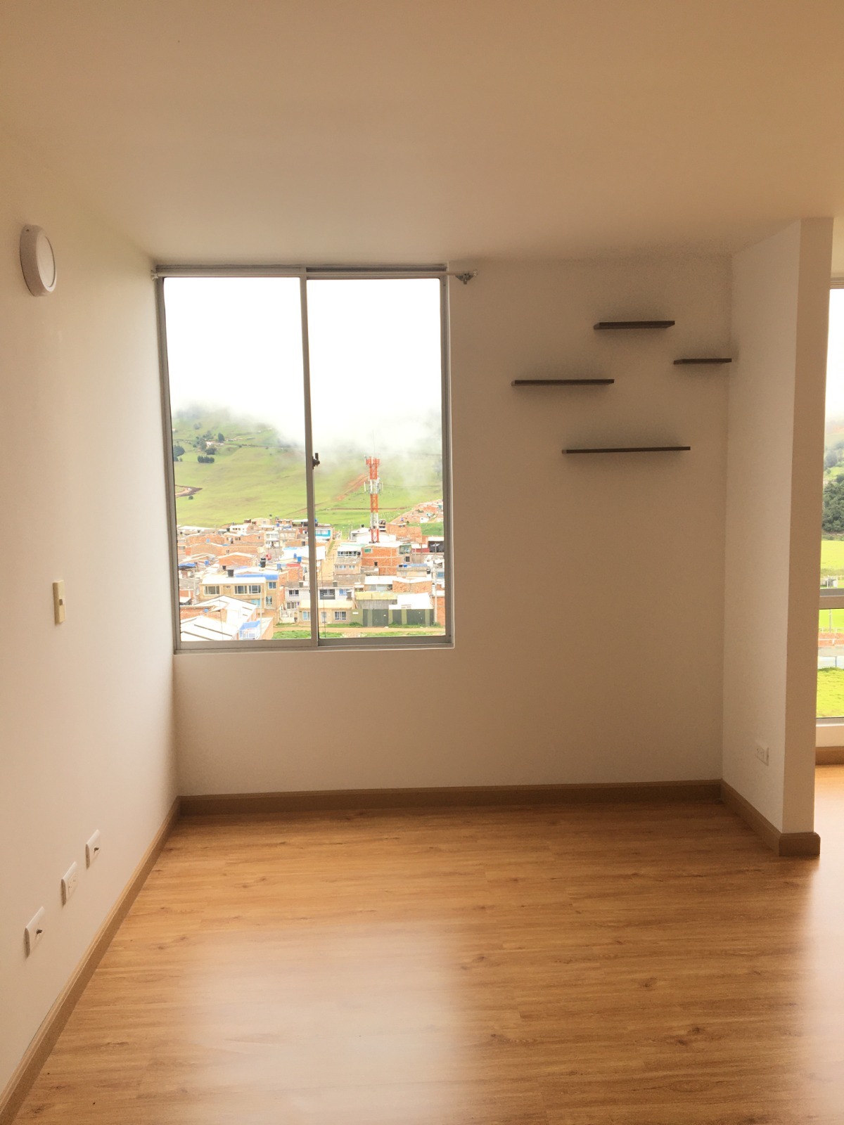 87fa97c7-4e04-4ef6-8b68-0fe4fc3340d4