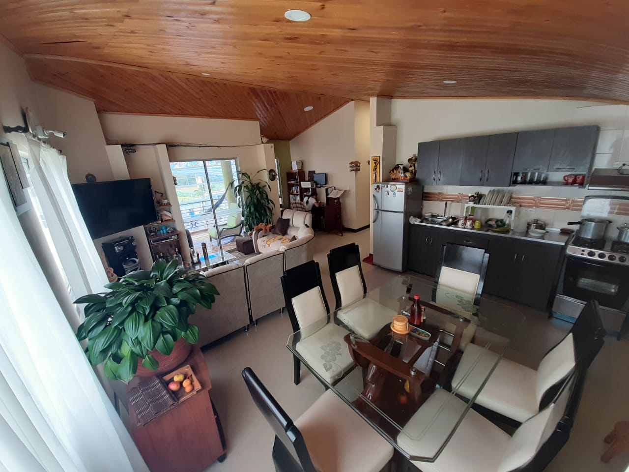 a6f686ab-fdc2-40d1-a4ab-00ce2ccc4b3c