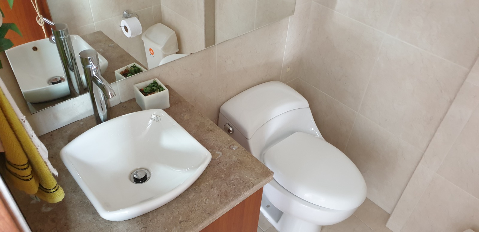 afab925e-29c5-4a0d-8396-f1736a82e3e8