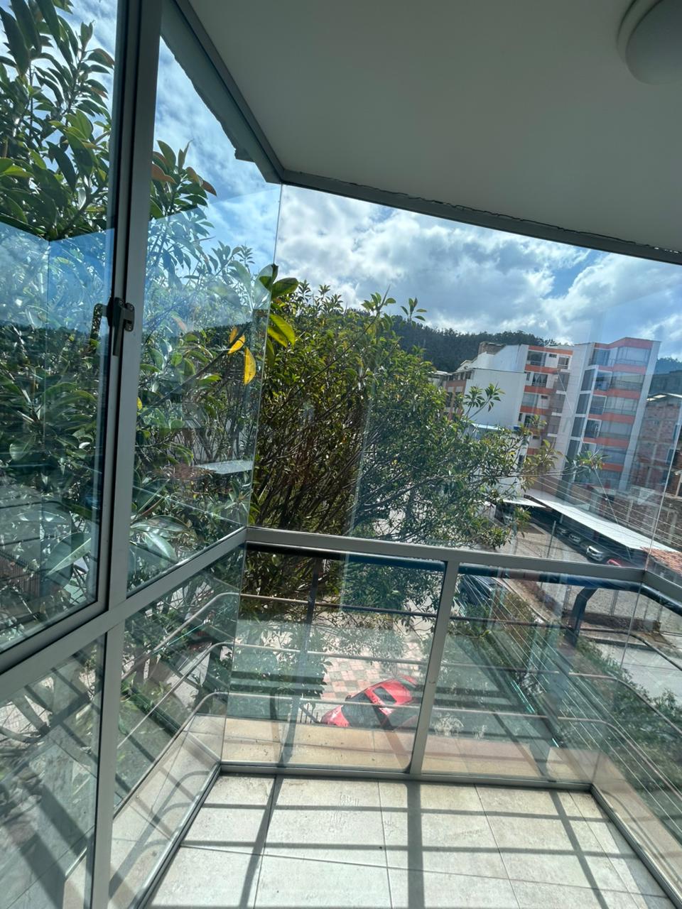 c509dc44-f396-4e0a-9431-6403c0d77eea