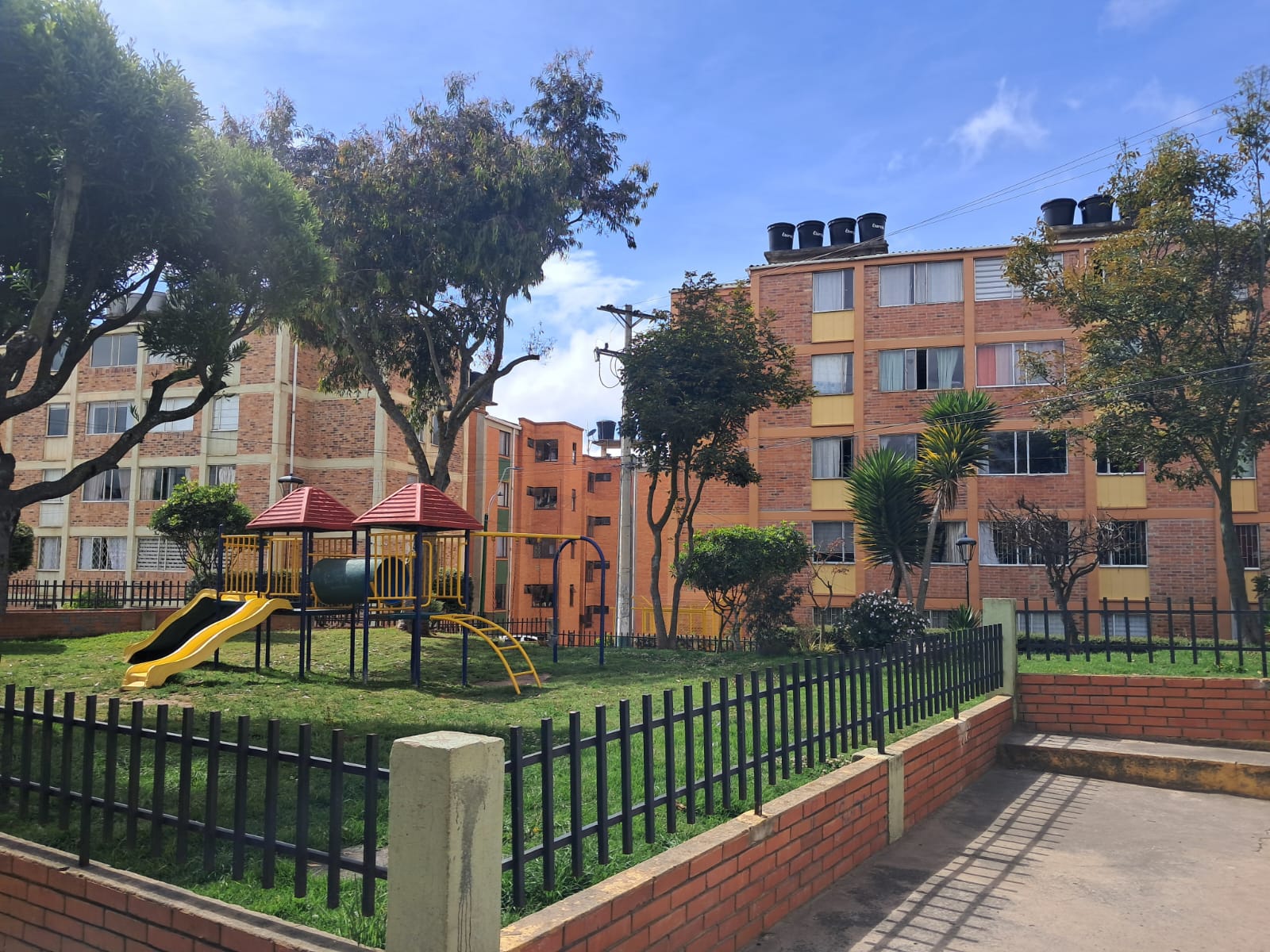 d8f2e4f6-f9d1-41f5-8867-1d8f0ad45d4f