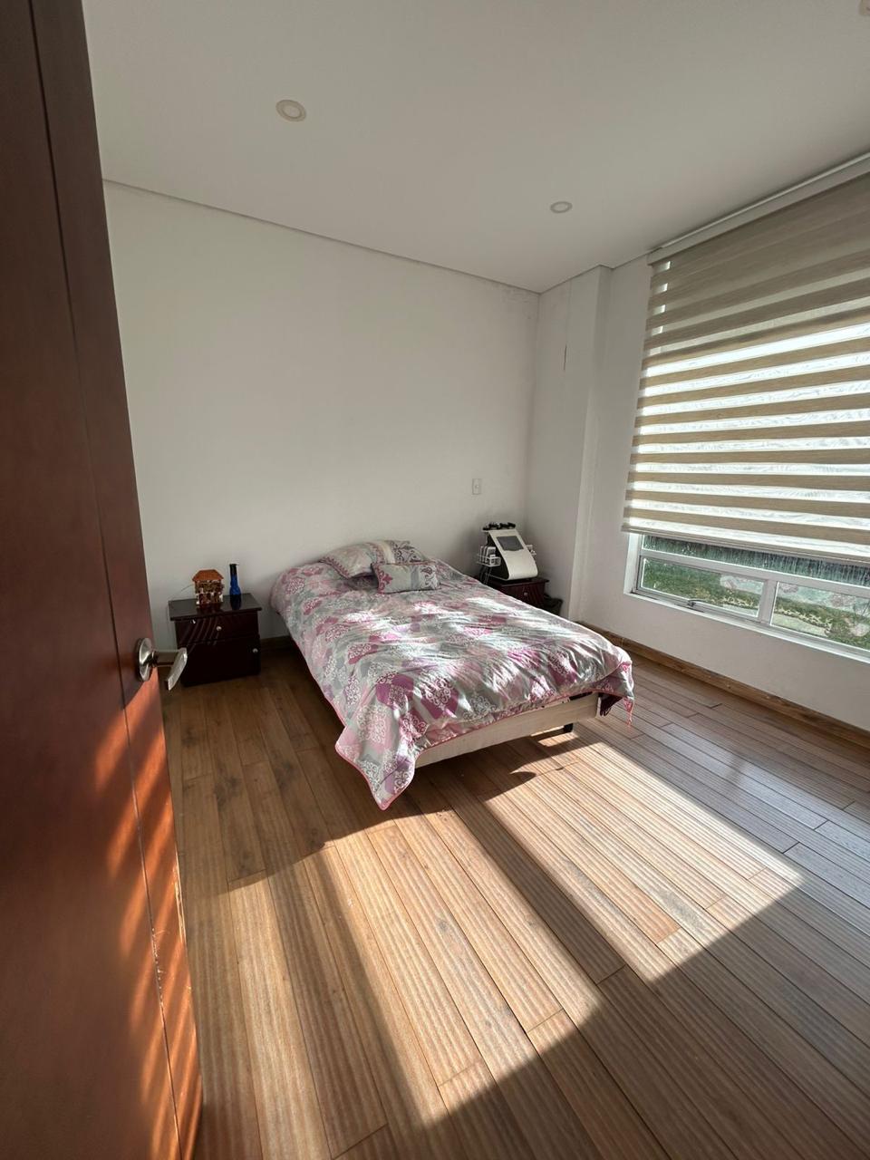 df854802-08ea-4cf1-ac97-f14834d05916