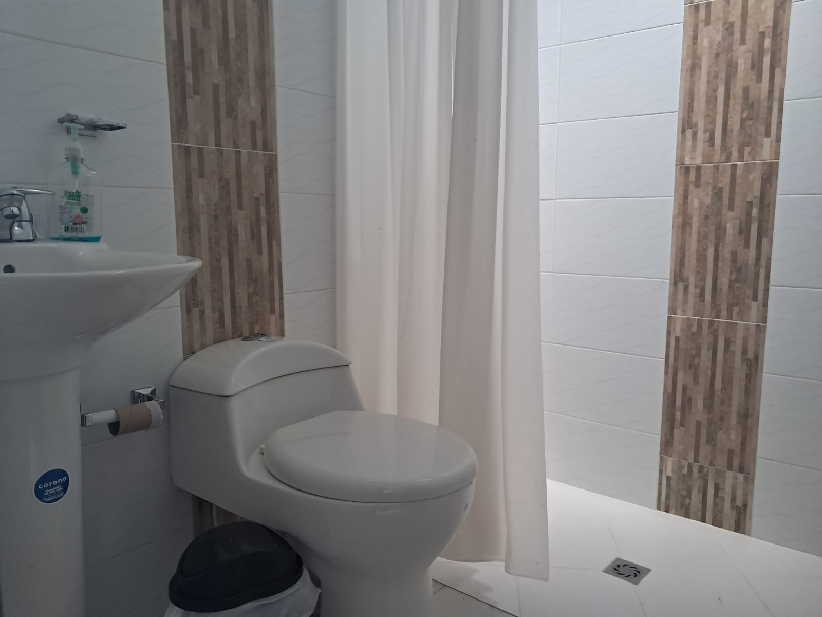 f1832a97-bbbd-4999-a3d7-0558ee6017a2