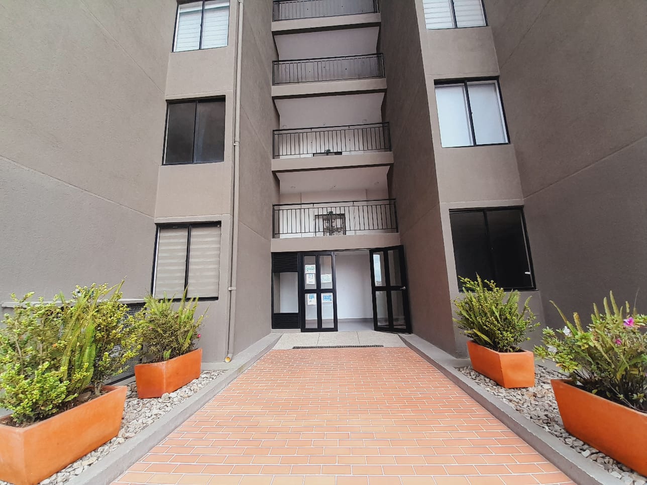 📍SE ARRIENDA APARTAMENTO📍