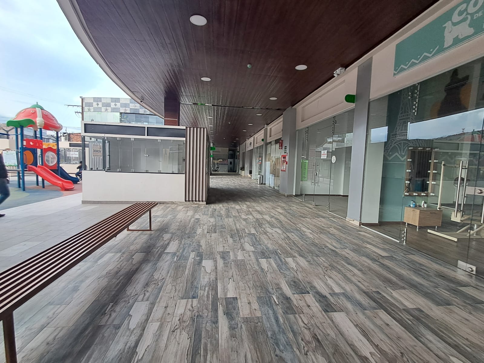 1a9c6182-67ee-4650-a955-0f218890878f