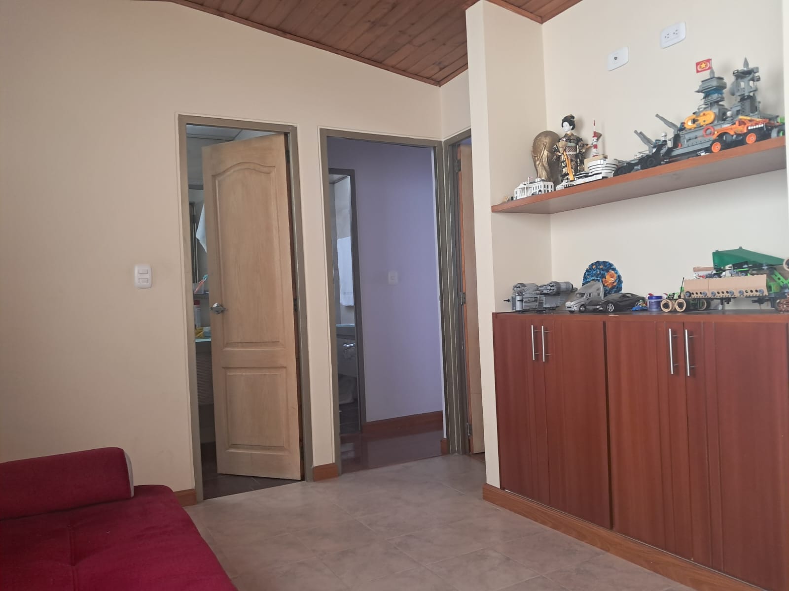 72af03a7-9664-447d-91fb-8871bac27a5a