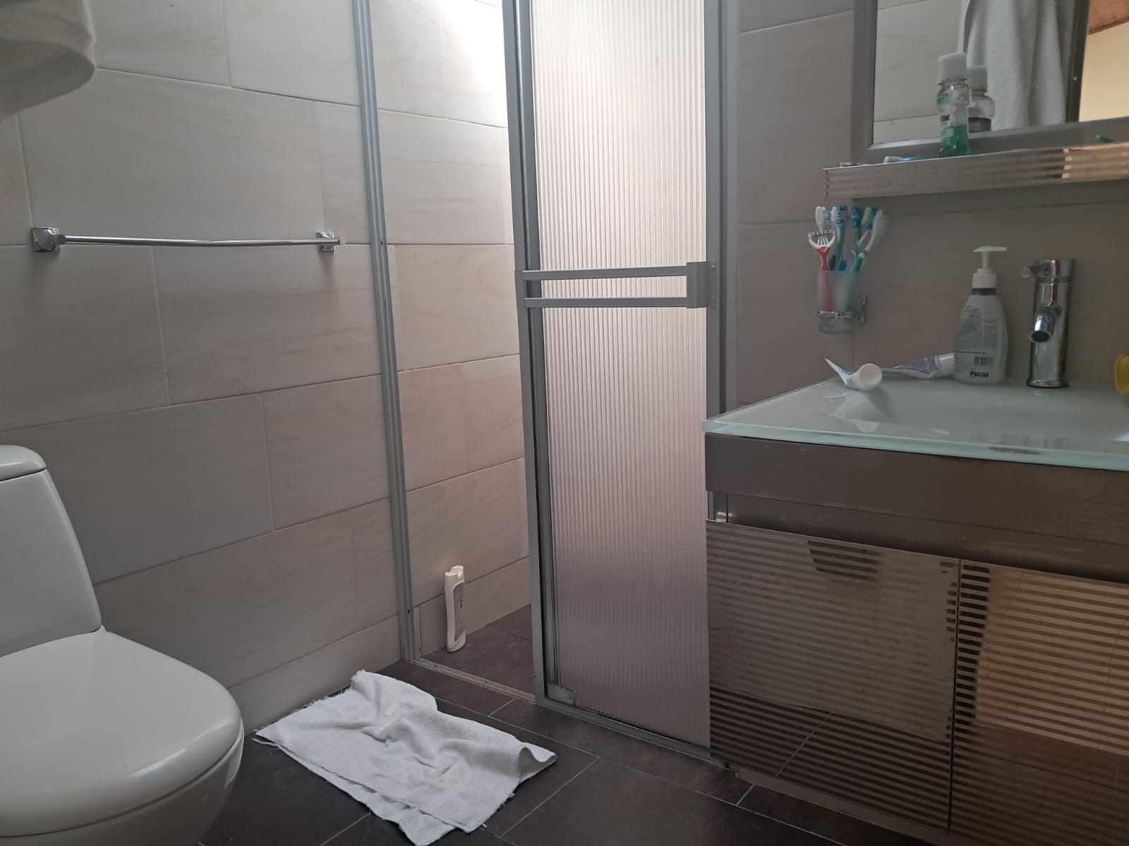 ea0fb9e9-28d9-4c59-8532-7cadb1f4bfa9