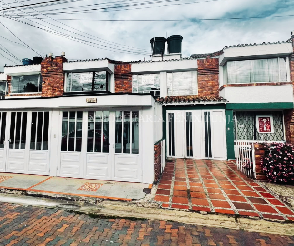 Casa de dos pisos en venta , Barrio Fuente Higueras; Sector Norte de Tunja.